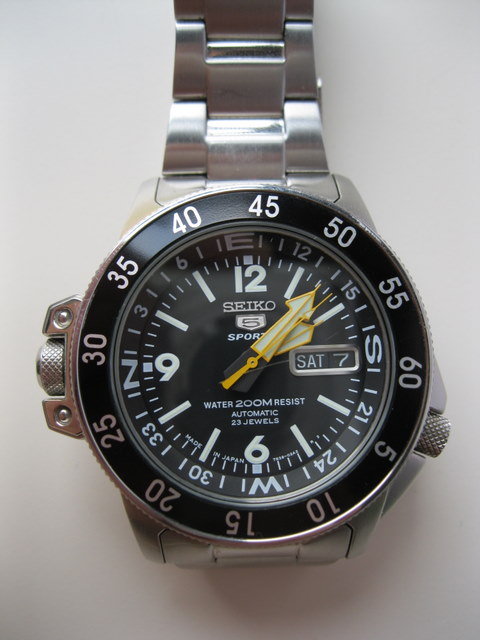 seiko skz211j